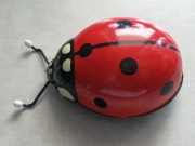 Mechaniczna biedronka, czechosłowacka nakręcana zabawka, beruska