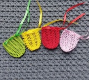 Koszulki szydełkowe na jajka 