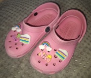 Crocs c8 9 (15 cm) dla dziewczynki.