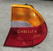 CHRYSLER 300M LAMPA PRAWA TYŁ TYLNA