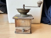 Stary Młynek Do Kawy Vintage Antyk 