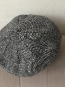 Beret damski szary wełniany.