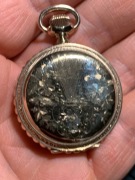 Zegarek kieszonkowy damski Elgin 3 dekle zdobiony pozlacany 