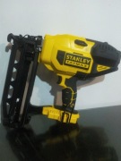 Gwoździarka STANLEY FMC792 akumulatorowa 18V