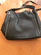 Czarna skórzana torba Orsay