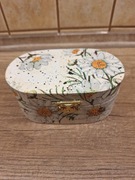 Mała szkatułka prezent dla dziewczynki zdobiona metodą decupage Hand made