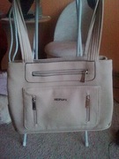 Torebka na ramię beż marki Hernan