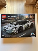 LEGO Technic, klocki, Supersamochód Lamborghini Revuelto, 42214