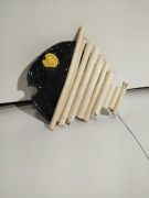 Ozdoba w kształcie ryby, cegiełka za zbiórkę