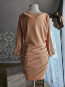 Sukienka damska S/M Dopasowana z Długim Rękawem i Marszczeniem Beż