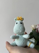 Muminka zabawka na szydełku