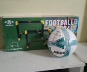 Bramki Umbro z piłką 