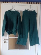 Komplet damski sweterkowy 