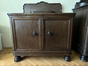 Sprzedam bufet (pomocnik / mały kredens / komoda) z lat 20./30. XX w.