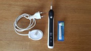 Szczoteczka Oral-B Pro 2 2500 + końcówka Cross Action