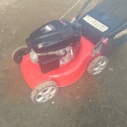 Kosiarka spalinowa HECHT 4001 bez napędu