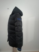 Czarna pikowana kurtka zimowa firmy Benetton nowa rozmiar 32/34