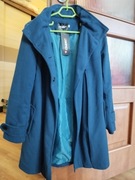 Nowy filcowy płaszcz asymetryczny z kapturem