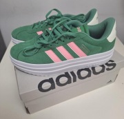 Buty nowe damskie Adidas rozmiar: 38 wkładka: 23.5