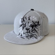 Nowa szara czapka snapback z lwem - unisex