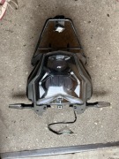 reflektor junak adv 125 / Barton GT (kierunkowskazy, plastiki, stelaż)