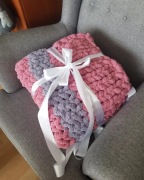 KAMEO Koc chenille - malinowy (K104) - rękodzieło