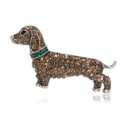 Piękna nowa broszka pies, jamnik.