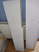 Półki samonośne białe