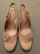 Buty zamszowe damskie na obcasie pudrowy róż NOWE rozm. 40 wesele