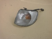 Nissan Sunny N14 kierunkowskaz migacz lewy przód 