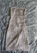 Maboo Śliczna beżowa sukienka w białe kwiatki dopasowana r. 36 / S