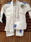 Dżudoka adidas rozm.(wys.120cm)