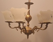 Żyrandol mosiężny z kloszami w stylu retro 55 na 40 cm