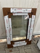 Okno PCV 550x800 złoty dąb – 3-szybowe, NEO 76