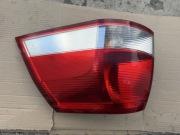 Lampy tył Opel Vectra C kombi w błotnik