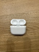 Etui ładujące AirPods 3