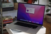 MacBook Pro 16' i9 2,3GHZ / 16GB / 1TB SSD / 5500M