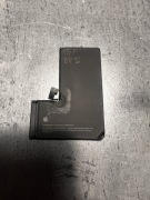 Oryginalna bateria iPhone 15 Pro demontaż
