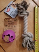 szarpak i piłka na przysmaki dla psa