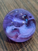 Śliczna szklana kula ozdoba przycisk do papieru 