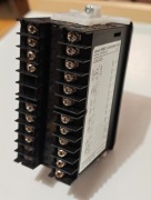 Regulatory temperatury OMRON E5EC-CX4D5M-000  24V AC/DC