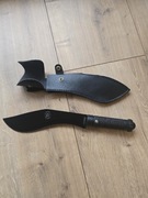 Nóż survivalowy typu kukri