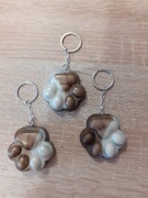 Łapka kocia. Brelok na klucze, do plecaka.