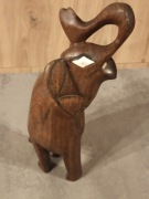 Rzeźba słoń drzewo egzotyczne