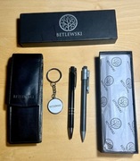 Etui na pióra i długopisy Betlewski Skóra Naturalna czarna + brelok 