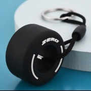 Breloczek f1 (biały)