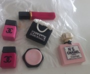 Z masy cukrowej na tort kosmetyki 