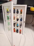 Zamykana gablotka na figurki LEGO 