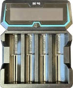 Ładowarka akumulatorów baterii XTAR X4 automatyczna