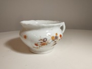 Filiżanka w kwiatki z PRL-u 